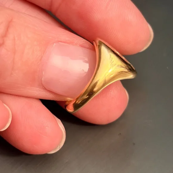 David Yurman Initial “E” Pinky Ring - 18K yellow gold & diamond - Picture 10 of 15